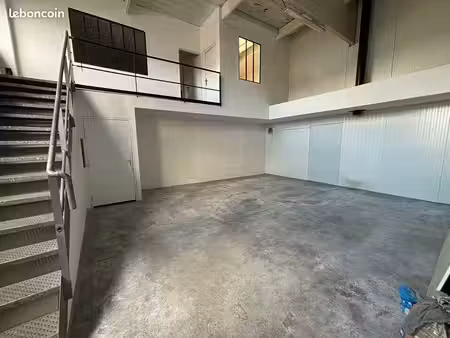 local d'activité 146 m²