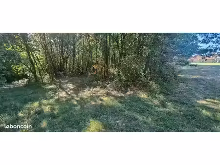 terrain 2 900 m² domme