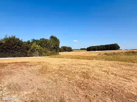 terrain 1 585 m² cuneges