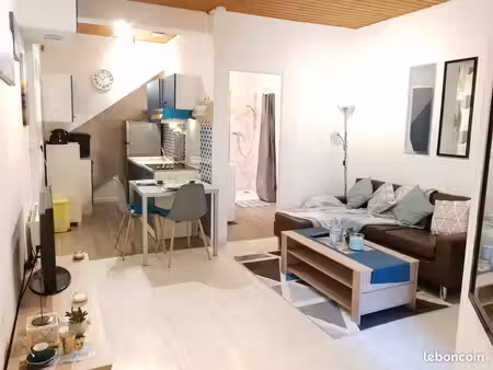 à vendre – f2 meublé 36 m² – faubourg rivotte – vue sur le doubs