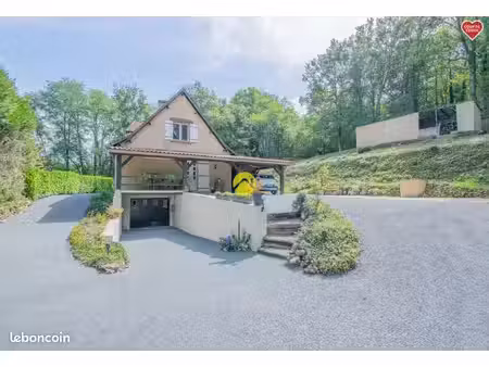 charmante maison avec deux garages