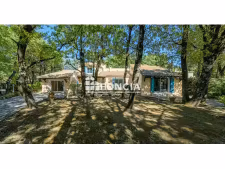 maison de luxe à vendre dans le quartier ouest