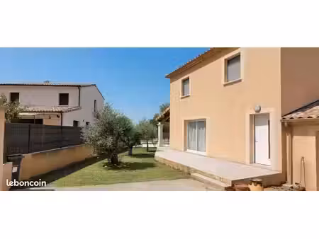 jolie villa en drôme provençale