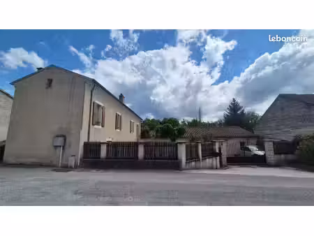 maison 120m2 avec grand garage