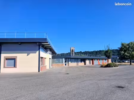 bureau 114 m²
