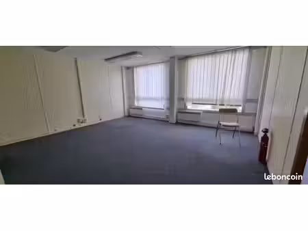 bureaux 26 m² val-de-reuil