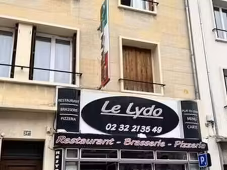 murs commerciaux 183m2