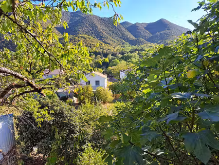 maison avec jardin paysagé  vue dégagée