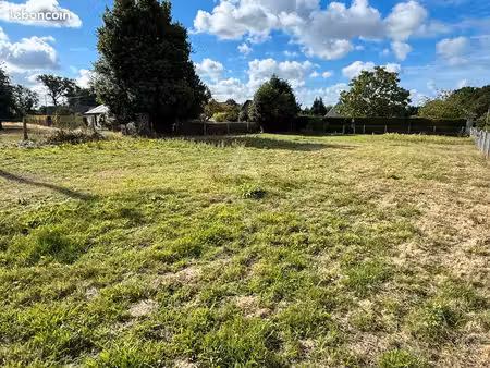 terrain 830 m² corneville sur risle