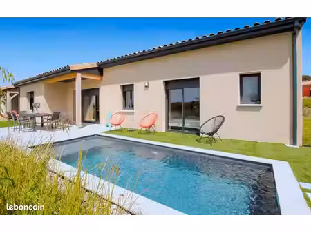 villa contemporaine meublée avec piscine privée - puy saint martin