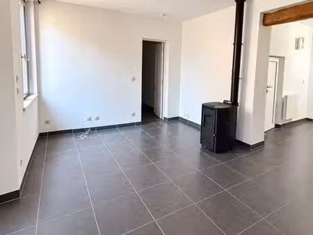 t2 bis 49 m² entièrement rénové – martot – pièce supplémentaire 10 m²