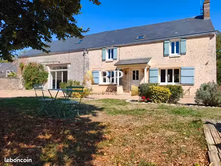 propriété 7 pièces 323 m²