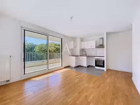 appartement 3 pièces de 53.08 m² - saint-germain-en-laye