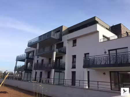 selestat f2 avec parking et garage