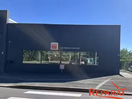 local professionnel à louer – environ 170 m²