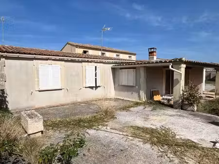 mazet 47m2 sur terrain constructible de 953m2