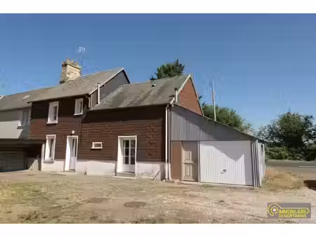 maison avec garage et terrain