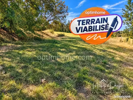 terrain 1 870 m² odars