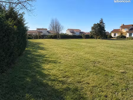 terrain constructible face au zoo - plaisance-du-touch