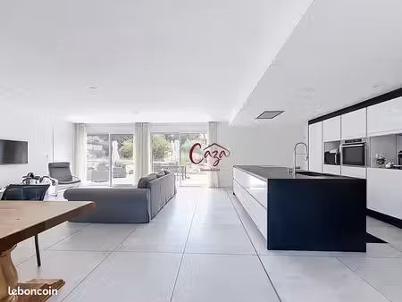 maison 6 pièces 145 m²
