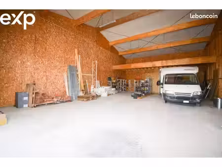 local 185 m² targon