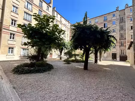 doly - avenue gallieni - courbevoie - 3 pièces