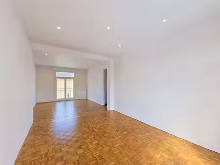 location appartement 2 pièces  57.04m²  louviers