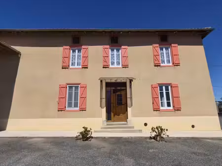 à vendre  proche de trie-sur-baïse (hautes-pyrénées): maison gasconne avec chauffage centr