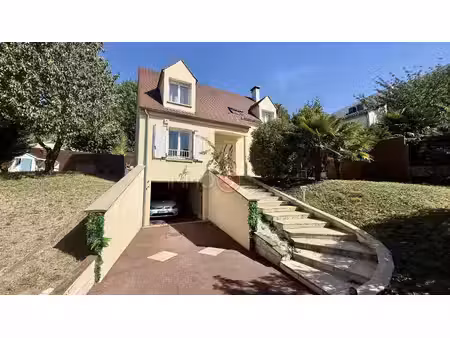 maison récente – 150 m² – 5 chambres – piscine – sous-sol total