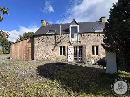 à vendre longère mitoyenne à rénover sur terrain de 7340 m