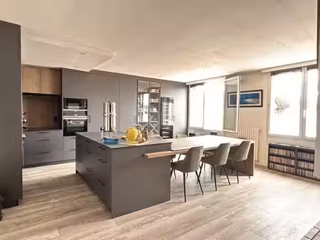 maison bord de mer - grand garage