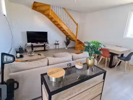 maison de 105 m2 à louer sur la commune de le thour (08190)