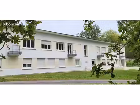 bel appartement (t3) au pied du mont cassel