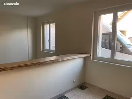 location appartement à saignes