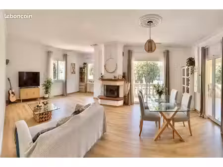 appartement 4 pièces 111 m²