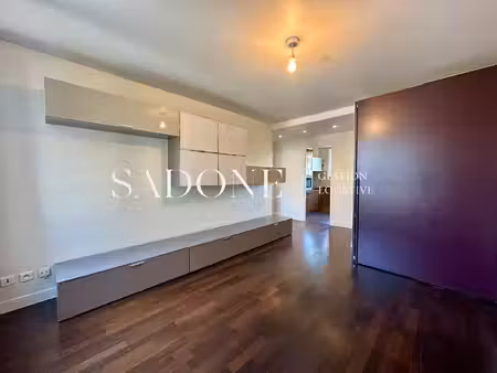 appartement neuilly sur seine 2 pièce(s) 43.21 m2