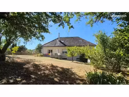 maison 6 pièces 170 m²