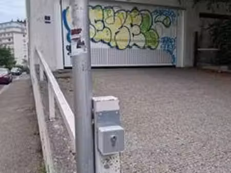 vente garage centre ville