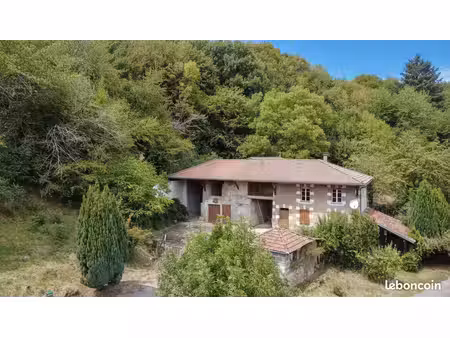 propriété 4 pièces 103 m²