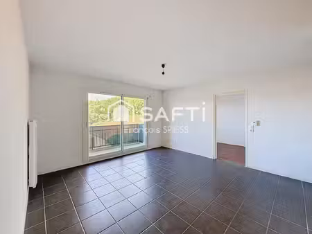 bel appartement t3 avec balcon et place de parking