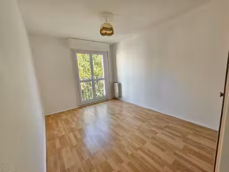 les ulis un appartement familial 5 pièces de 96 m²