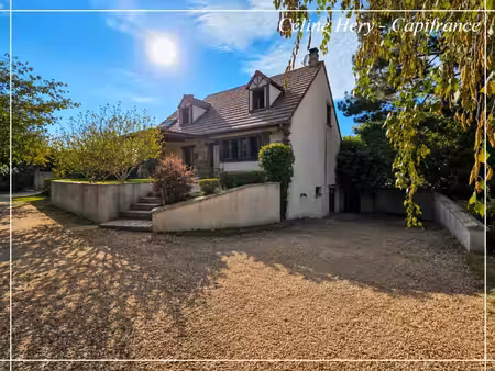 maison 6 pièces à fort potentiel de 145 m² avec piscine et sous-sol total à bailleau-armen