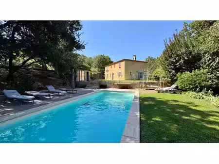 bouc bel air - bastide type 6 de 200m² sur 4000 m² de terrain