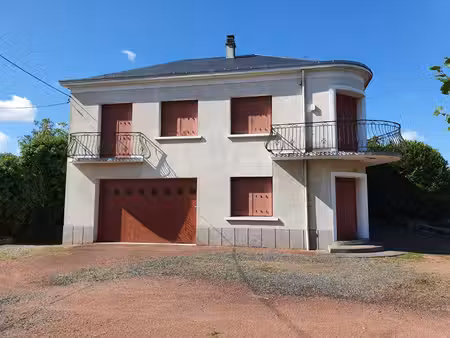 maison 6 pièce(s) 210 m2 + garage avec terrain de 1432 m2