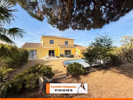 maison 161 m² – 5 chambres – piscine – chauché (85)