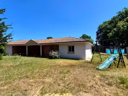 maison de plain-pied – 145 m² – 4 chambres – terrain 915 m²