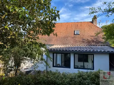 maison de charme avec vue sur montvalent