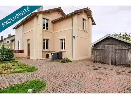 maison familiale avec jardin à saint-vallier