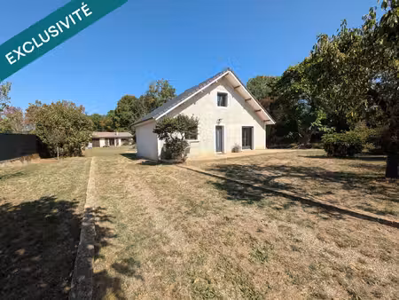 maison au calme de 100 m² sur 1000m² de terrain entièrement clôturé