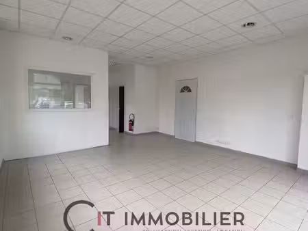 local 53 m² la tour-du-pin